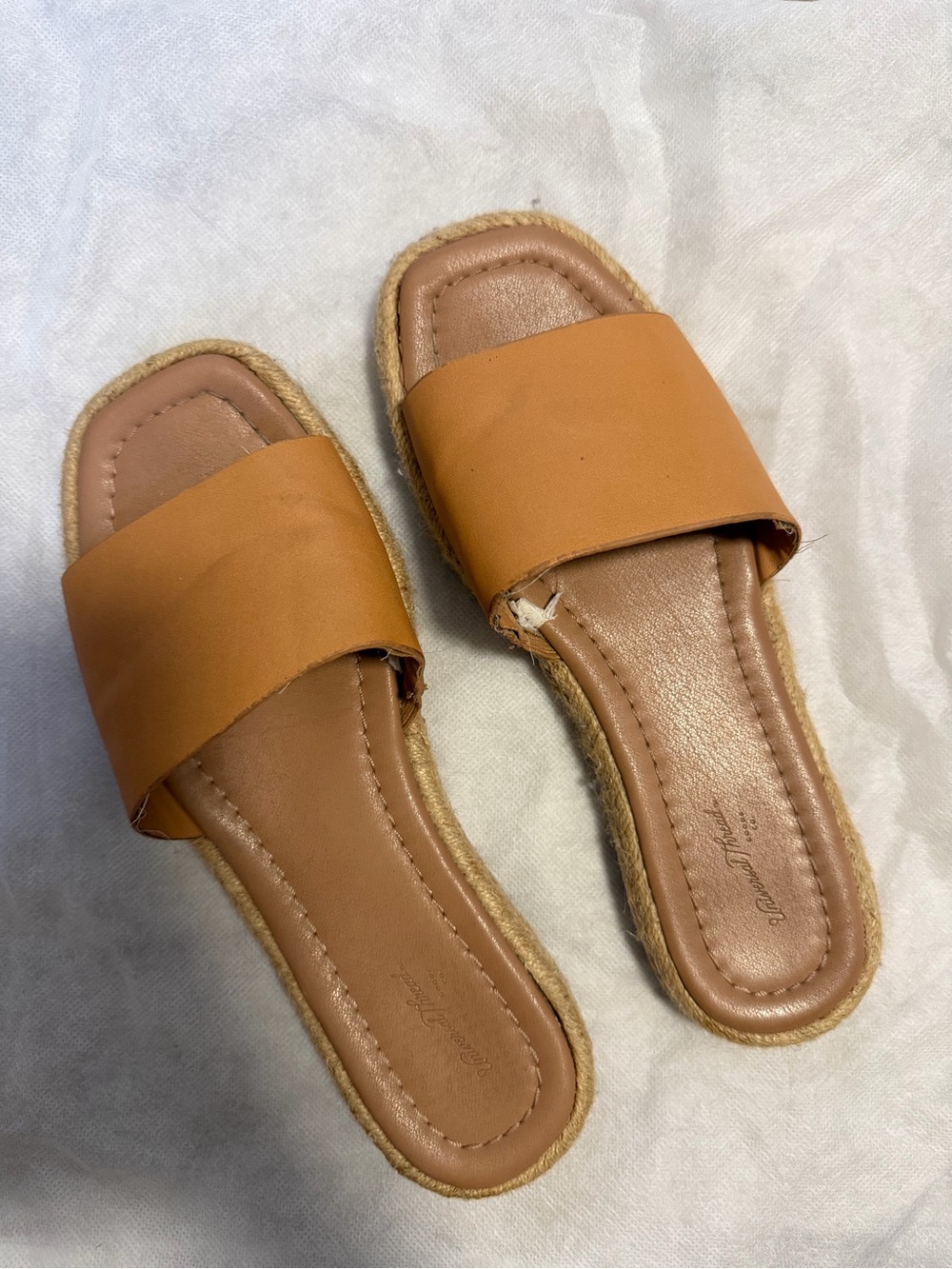 Universal Thread Cognac Wide-Band Slide Sandals